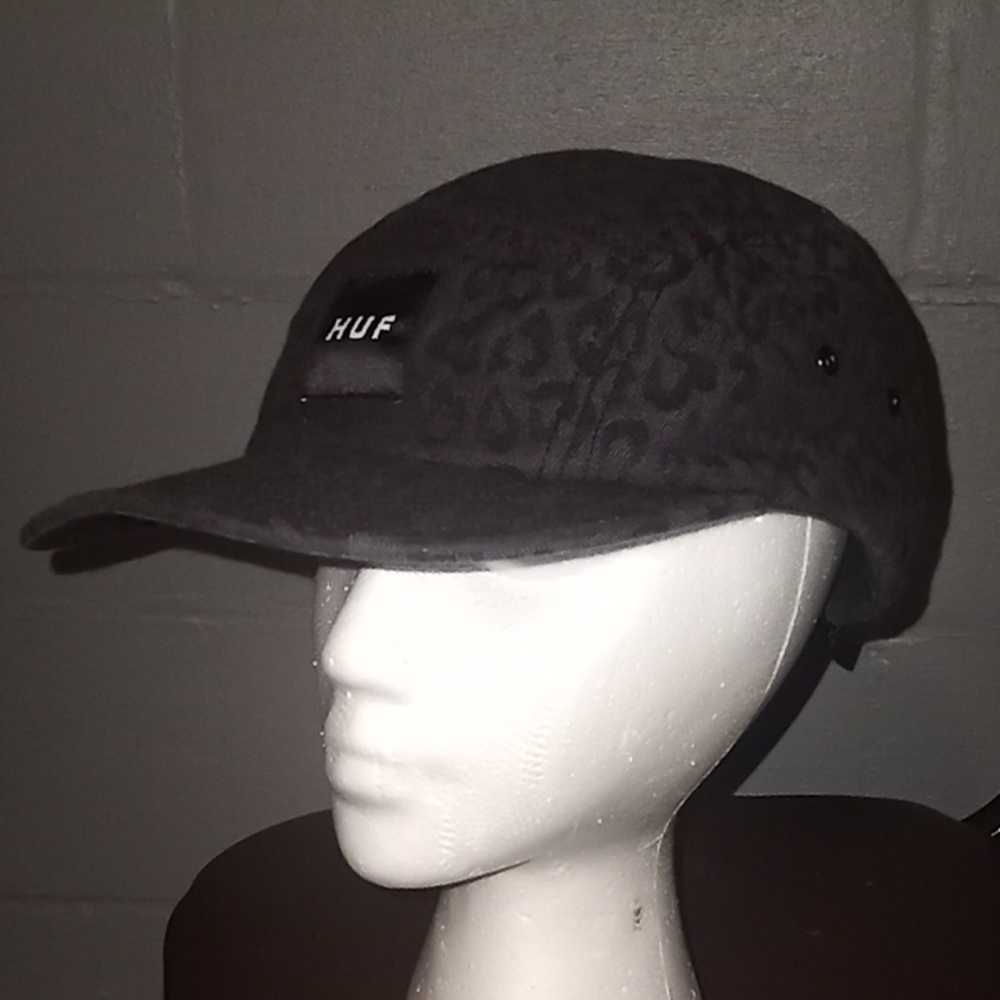 HUF unisex black cheetah print hat with adjustable strap 100% cotton Î♡hAt§
